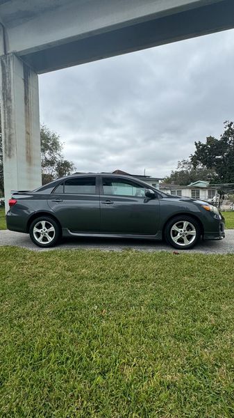 Toyota Corolla • 2013 • 144,000 km 1