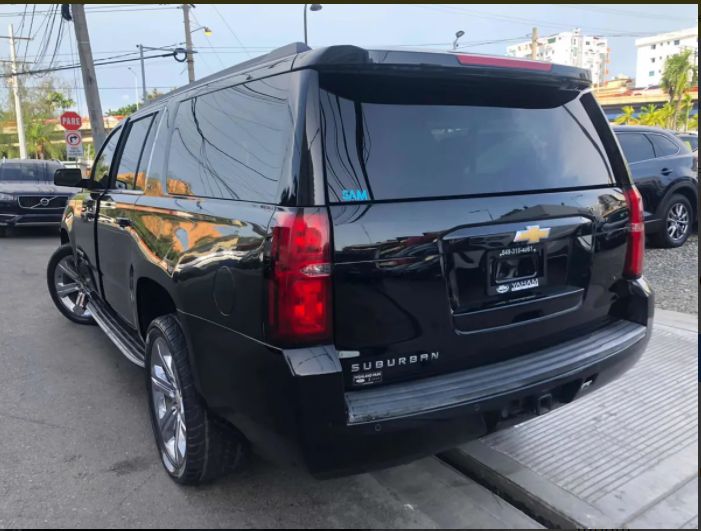 Chevrolet Suburban • 2016 • 100,000 km 2