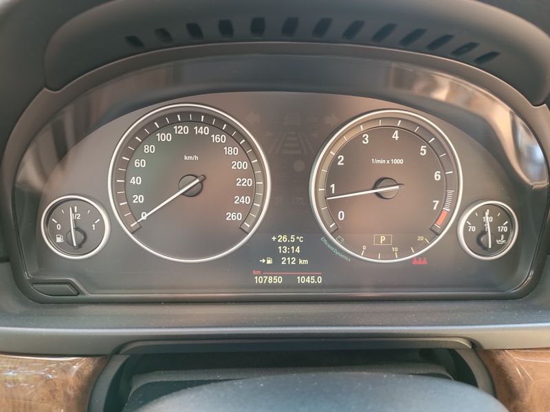 BMW 5 Series • 2010 • 107,000 km 7