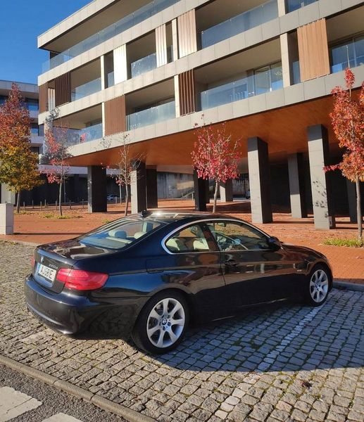 BMW 3 Series • 2011 • 153,000 km 3
