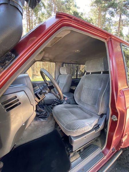 Nissan Patrol GR • 1994 • 239,000 km 4