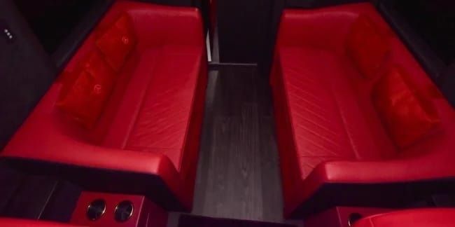 Mercedes-Benz Sprinter • 2022 • 70,869 km 9