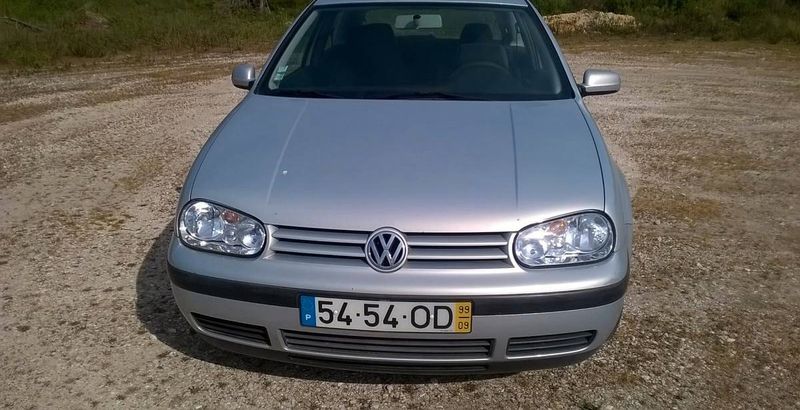 Volkswagen Golf • 1999 • 199,999 km 1
