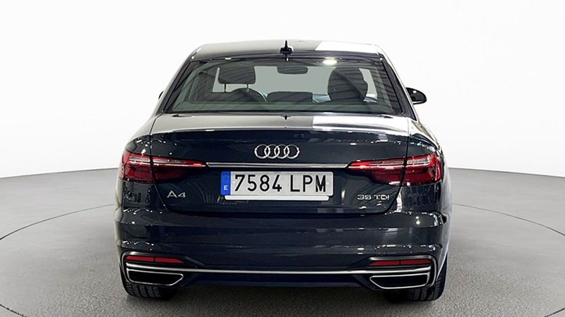 Audi A4 • 2021 • 28,574 km 12