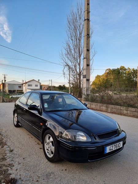Honda Civic • 1996 • 135,000 km 1