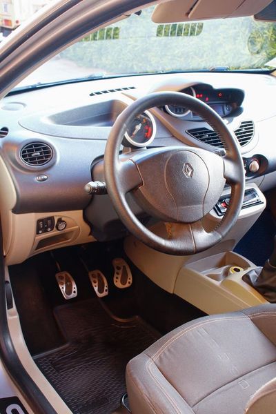Renault Twingo • 2007 • 60,000 km 4