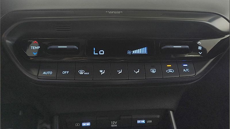 Hyundai i20 • 2024 • 396 km 19