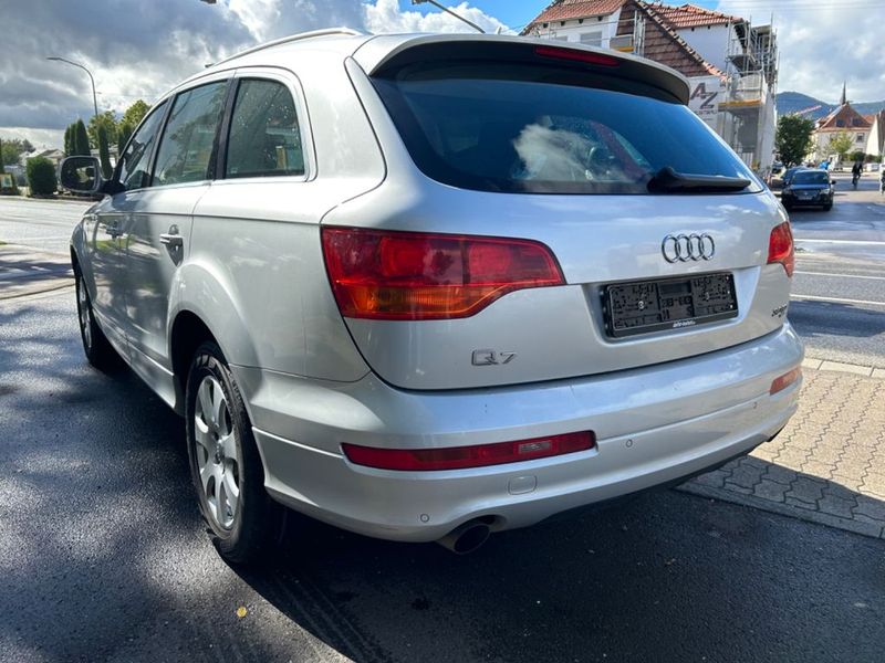 Audi Q7 • 2008 • 340,000 km 3