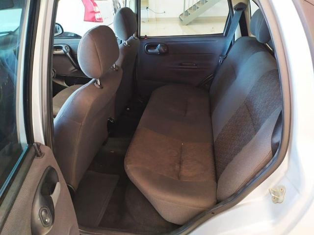 Chevrolet Classic • 2003 • 116,664 km 4