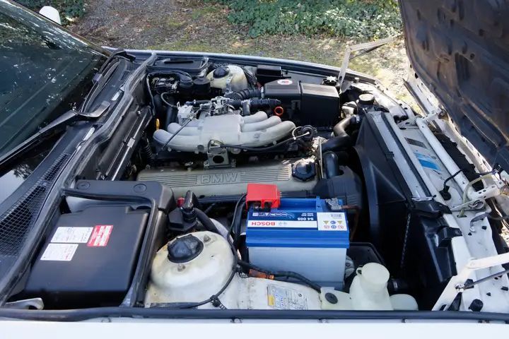 BMW 5 Series • 1988 • 111,425 km 9