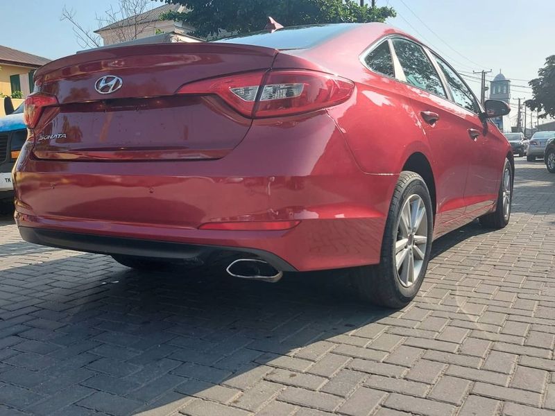 Hyundai Sonata • 2016 • 21 km 2