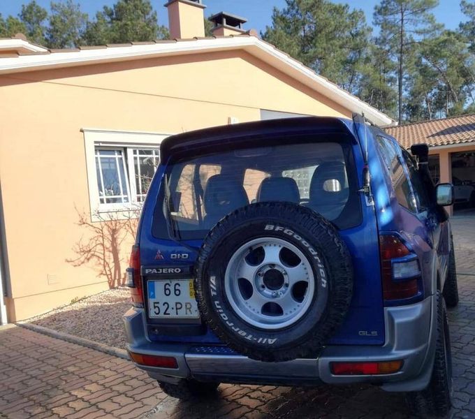 Mitsubishi Pajero • 2000 • 179,999 km 3