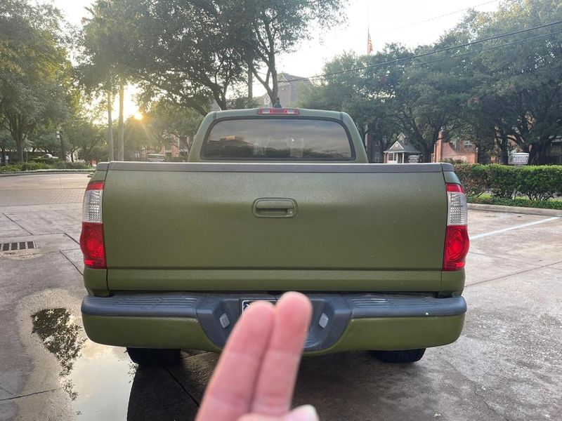 Toyota Tundra • 2004 • 11,200 km 3