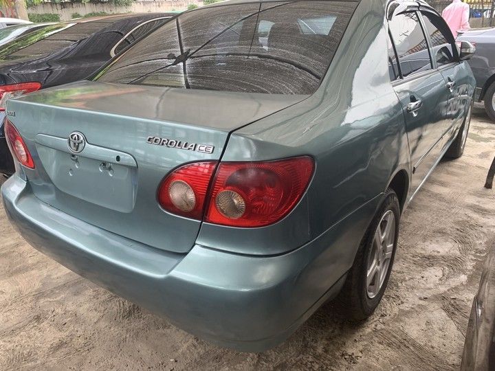 Toyota Corolla • 2010 • 37 km 2