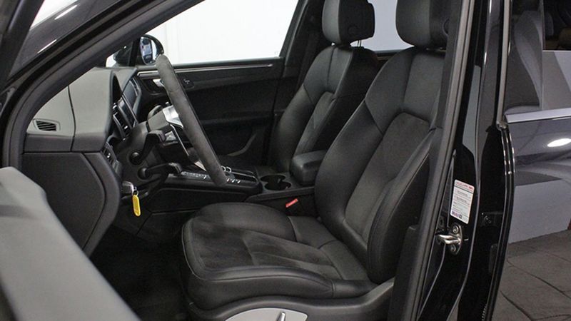 Porsche Macan • 2020 • 80,000 km 6