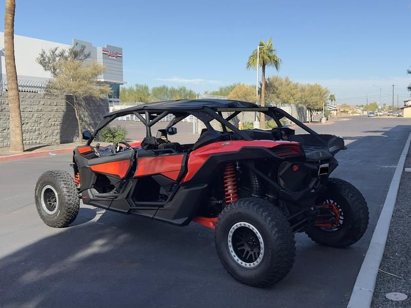 Maverick 2022 2023 2024- Can-Am Mavericks X3 Max-Turbo R  • 2022 • 9,020 km 3