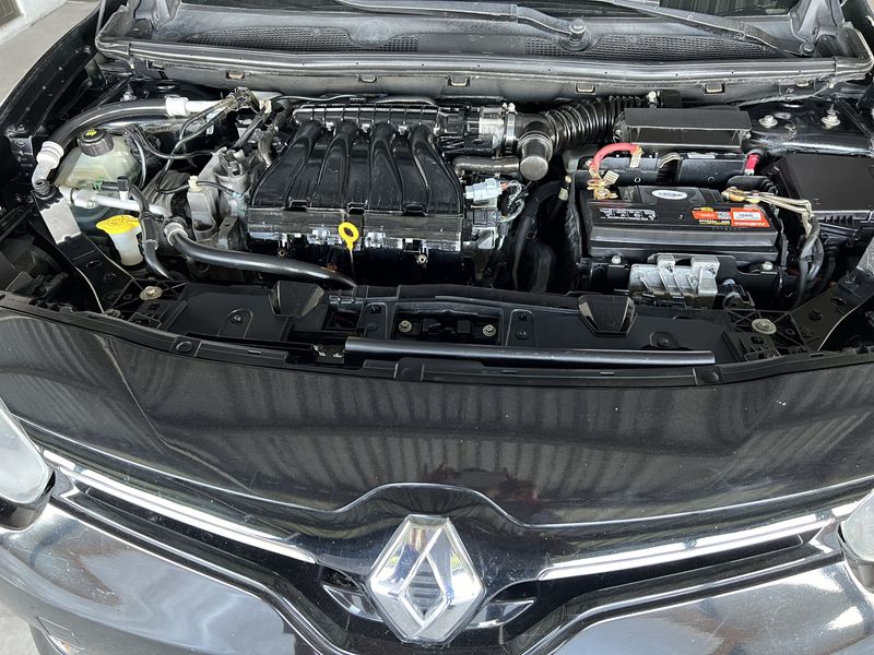 Renault Fluence • 2017 • 113,755 km 6