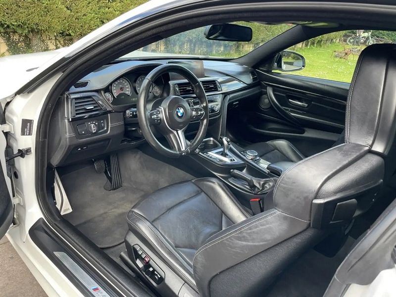 BMW M4 • 2015 • 156,300 km 8