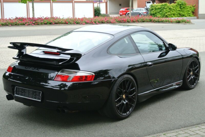 Porsche 968 • 1999 • 52,200 km 3