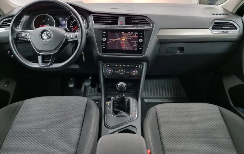 Volkswagen Tiguan • 2019 • 165,000 km 2