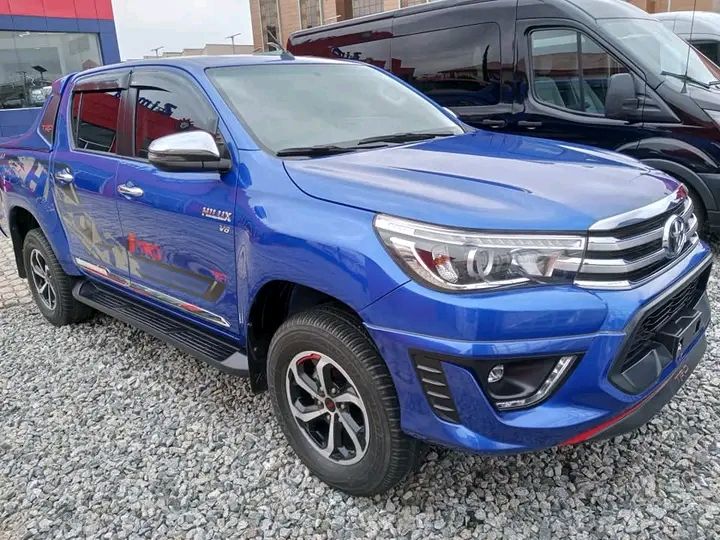 Toyota Hilux • 2019 • 50,000 km 1