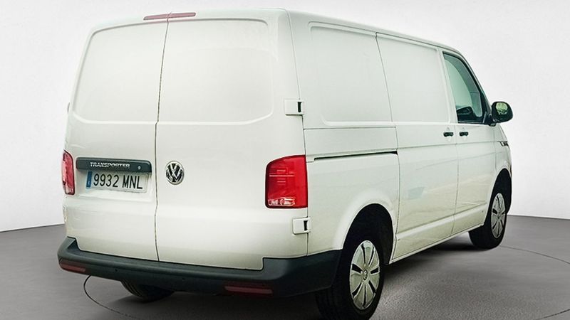 Volkswagen T5 Transporter Shuttle • 2024 • 25,000 km 3