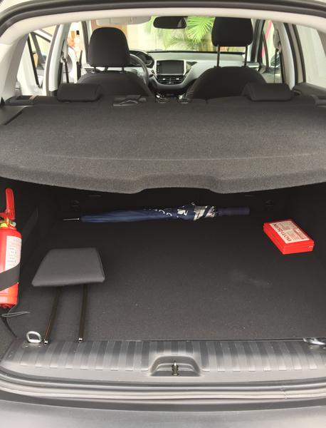 Peugeot 2008 • 2020 • 2,078 km 5