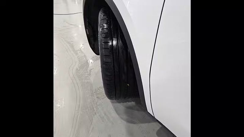 Tesla Model Y • 2024 • 16,942 km 29