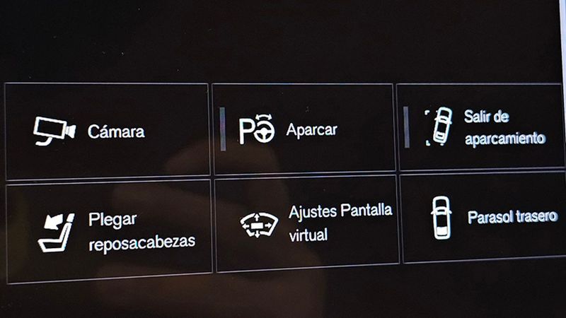 Volvo S90 • 2019 • 19,670 km 18