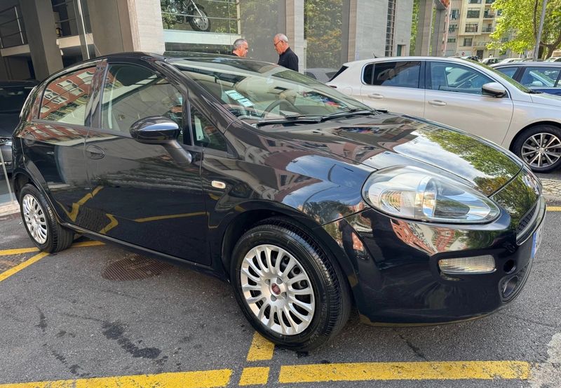 Fiat Punto • 2013 • 123,994 km 3