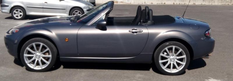 Mazda MX-5 • 2006 • 44,817 km 2