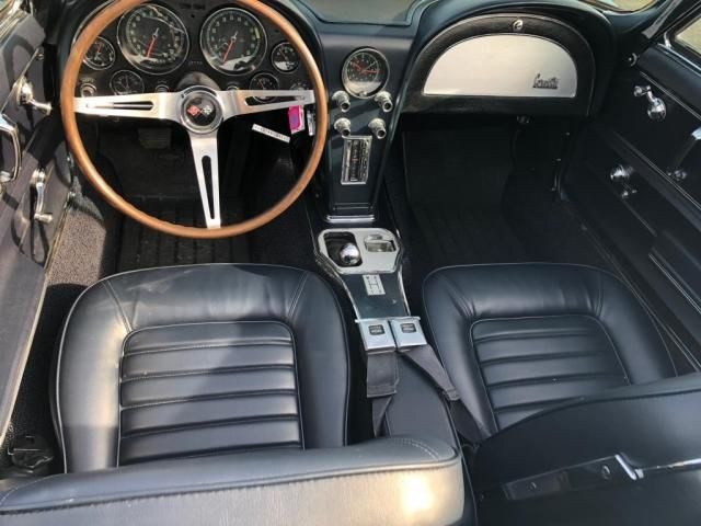 Chevrolet Corvette • 1966 • 113,700 km 10