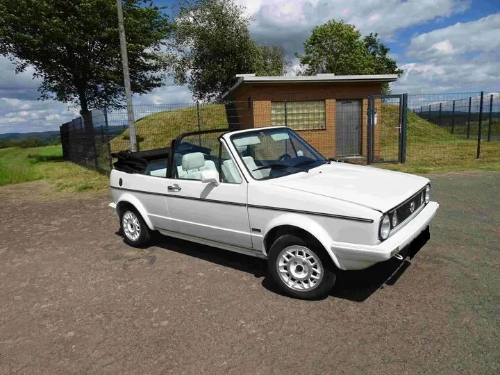 Volkswagen Golf Cabrio • 1987 • 251,000 km 7