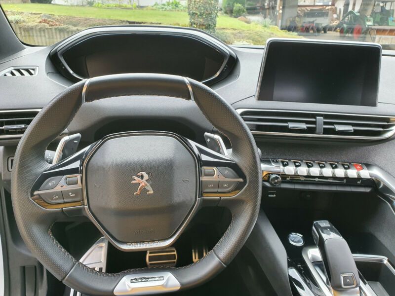 Peugeot 3008 • 2017 • 105,500 km 7