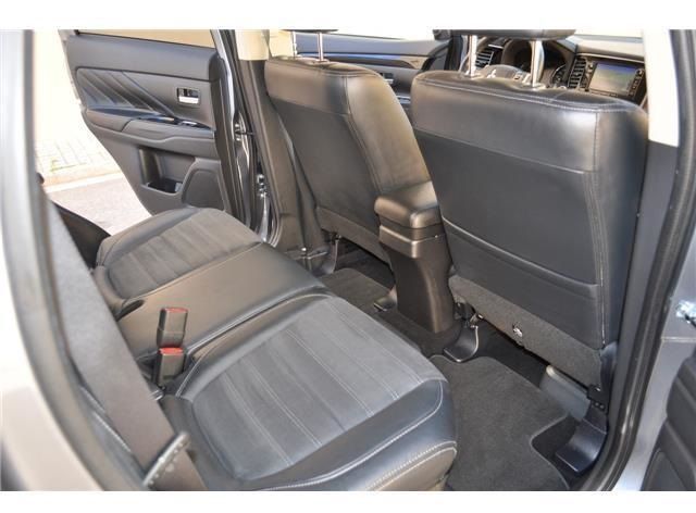 Mitsubishi Outlander • 2016 • 109,000 km 3