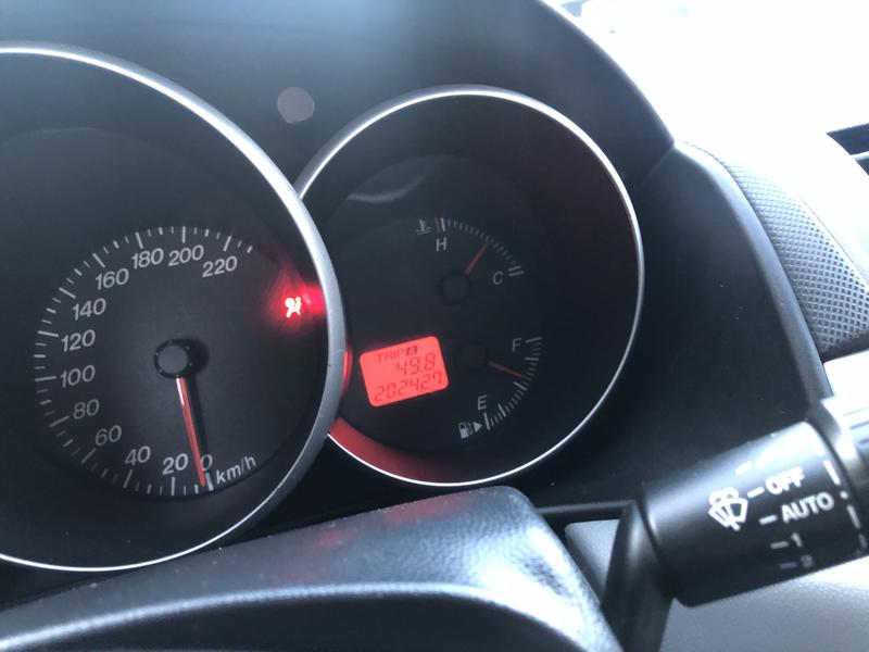 Mazda 3 • 2005 • 202,400 km 8