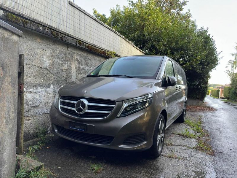 Mercedes-Benz 260 - 560 SEL • 2018 • 8,300 km 5