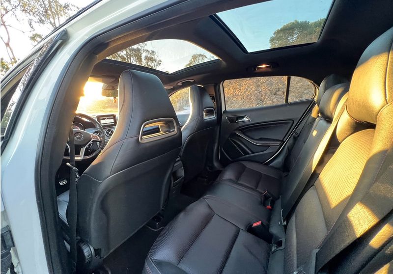 Mercedes-Benz CLA • 2014 • 110,000 km 2