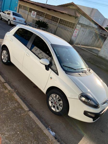 Fiat Punto • 2015 • 60,500 km 3