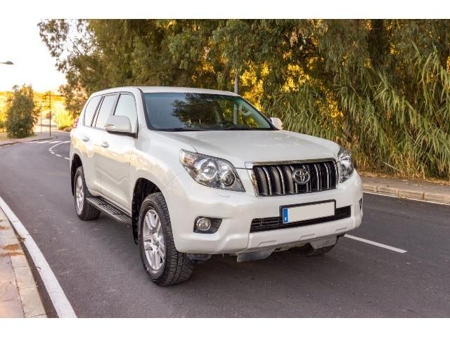 Toyota Land Cruiser • 2013 • 185,000 km 4