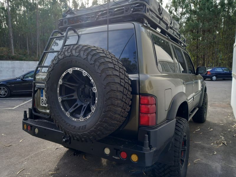 Nissan Patrol • 1998 • 198,000 km 2