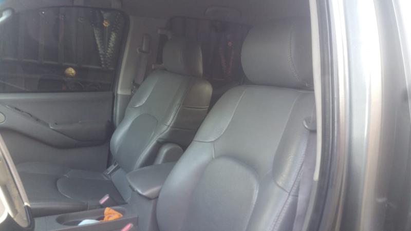 Nissan Frontier • 2006 • 45 km 2