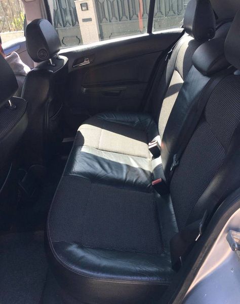 Opel Astra • 2005 • 170,000 km 2
