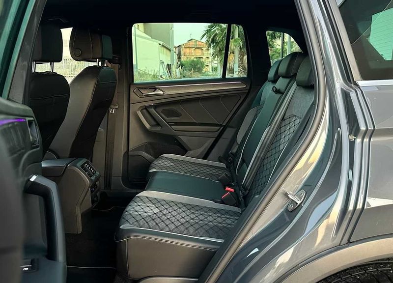 Volkswagen Tiguan • 2023 • 86,727 km 10