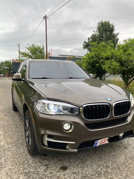 BMW X5 • 2017 • 86,000 mi 7