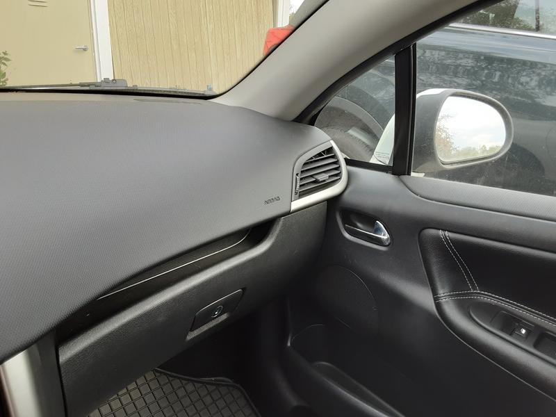 Peugeot 205 • 2011 • 999 km 4