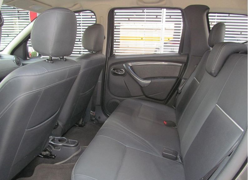 Renault Duster • 2013 • 120,000 km 4