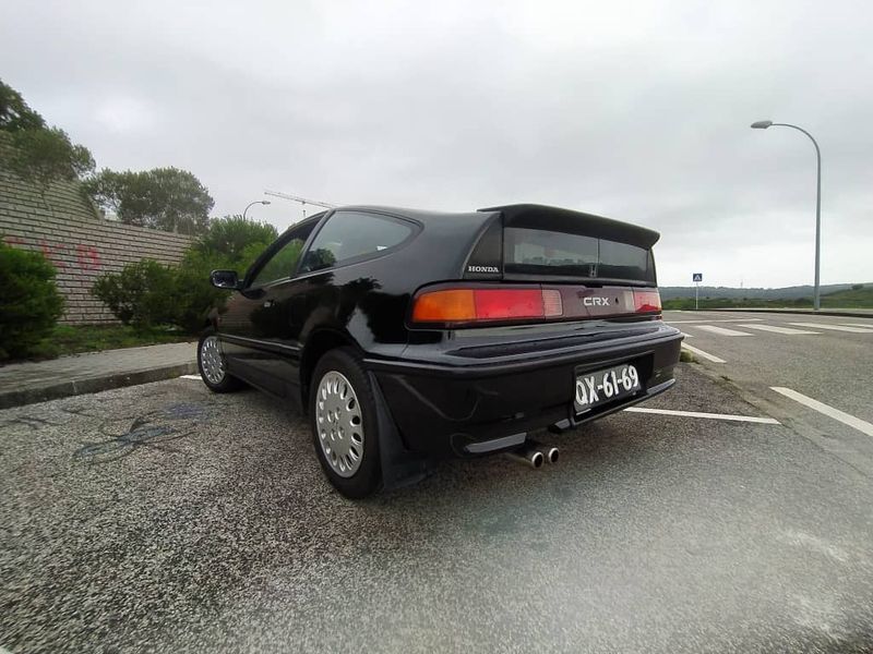 Honda CR-X • 1991 • 233,000 km 4