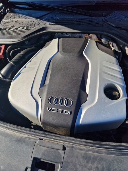 Audi A8 • 2013 • 192,400 km 11