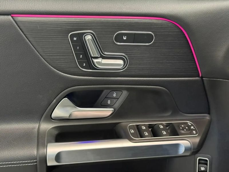 Mercedes-Benz GLB-Class • 2021 • 68,000 km 10